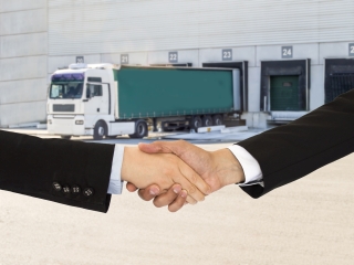 handshake on logistics